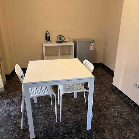 Almeria Centro Habitacion Privada En Apartamento Compartido Εξωτερικό φωτογραφία