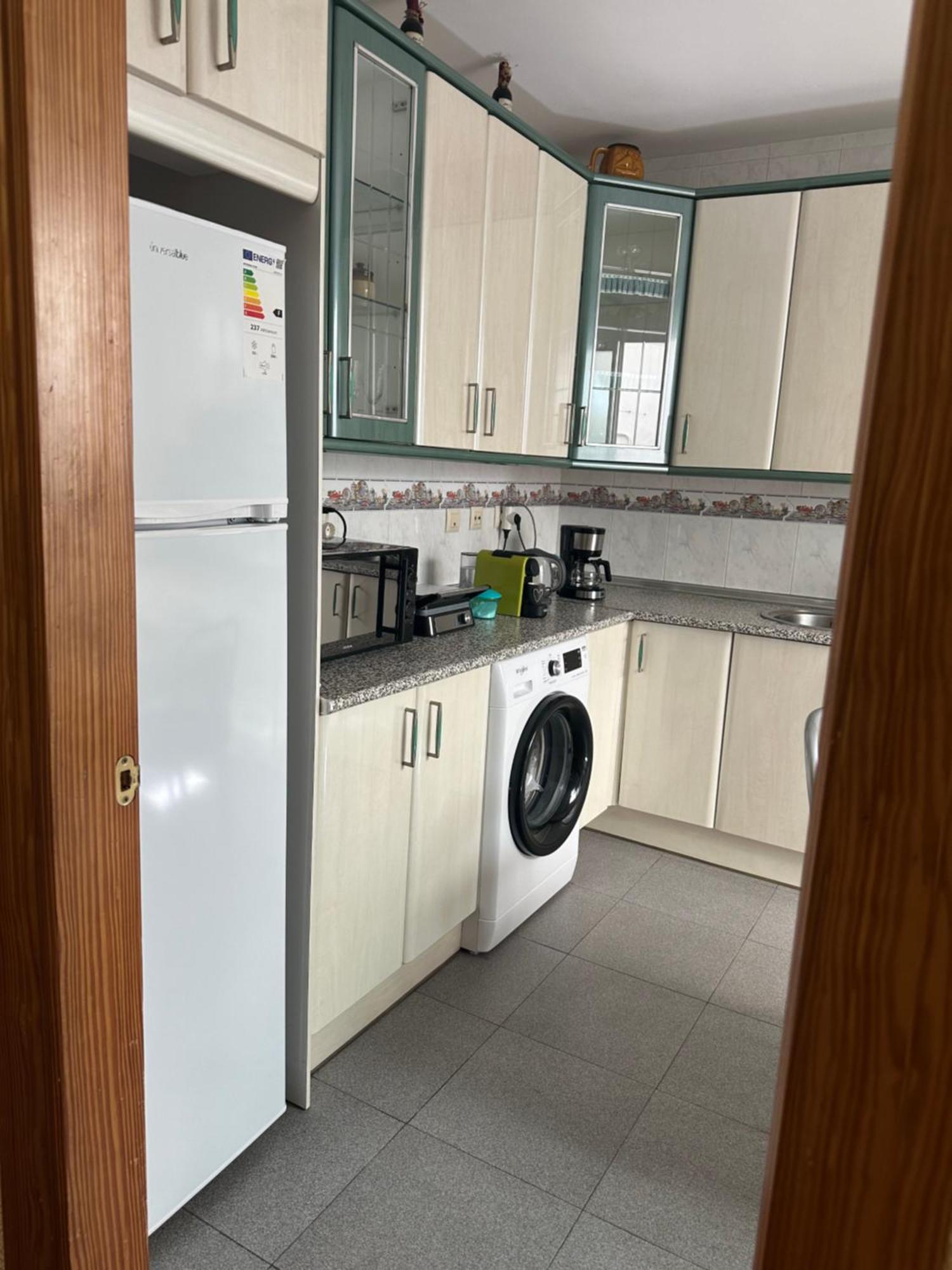 Almeria Centro Habitacion Privada En Apartamento Compartido Εξωτερικό φωτογραφία