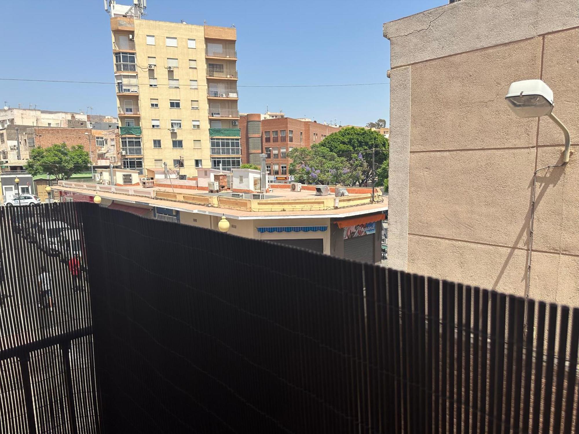 Almeria Centro Habitacion Privada En Apartamento Compartido Εξωτερικό φωτογραφία