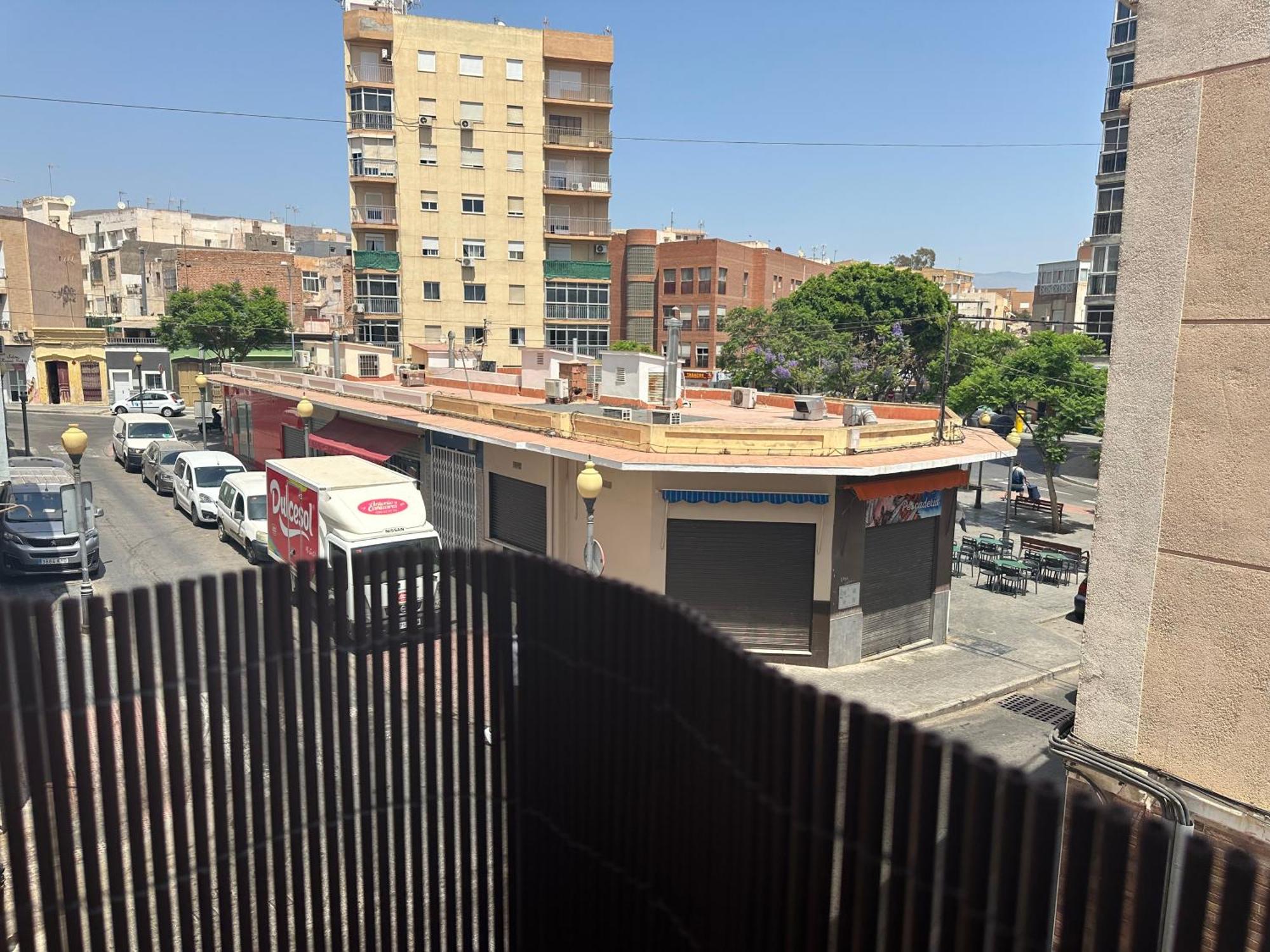Almeria Centro Habitacion Privada En Apartamento Compartido Εξωτερικό φωτογραφία