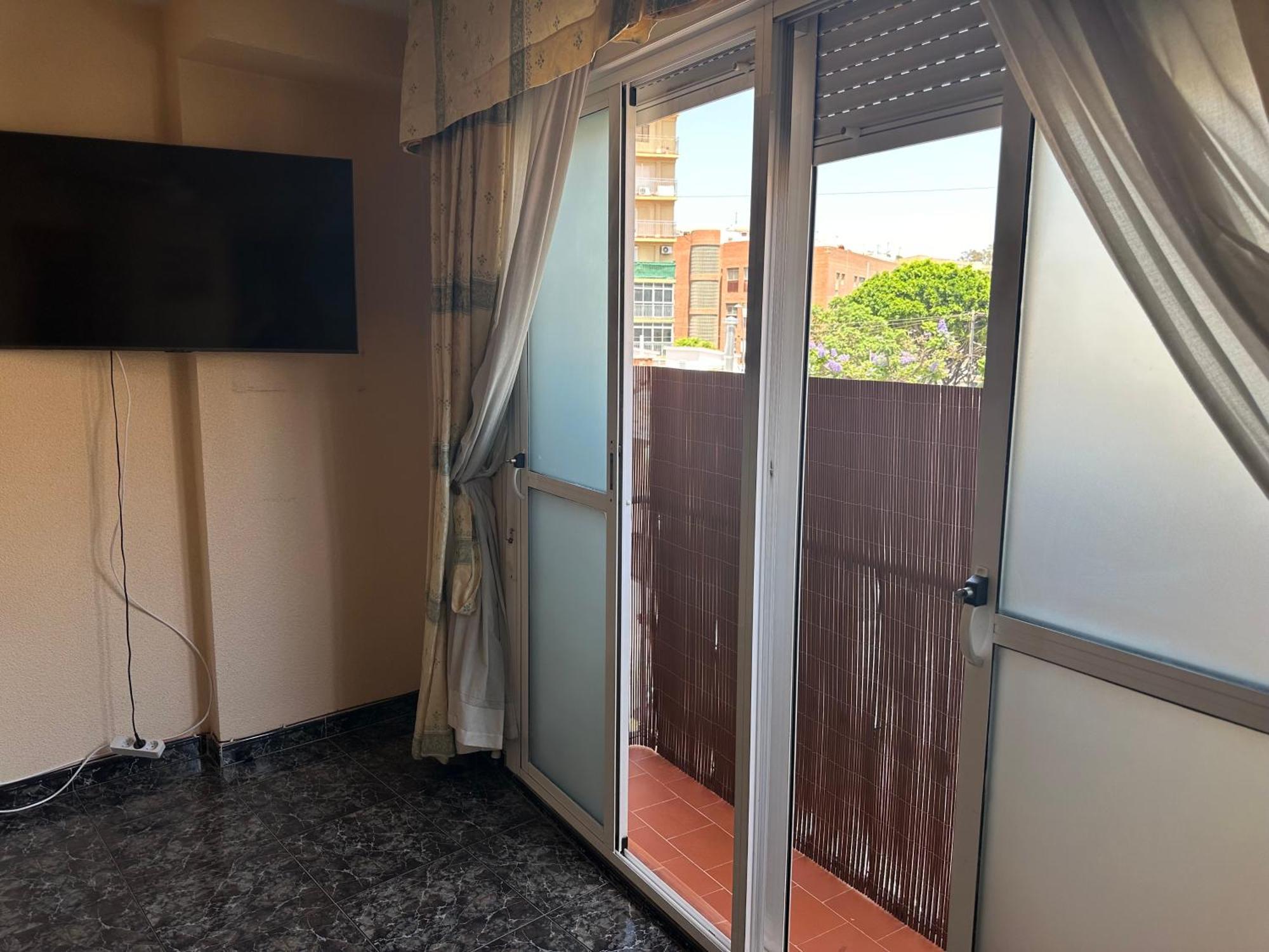 Almeria Centro Habitacion Privada En Apartamento Compartido Εξωτερικό φωτογραφία