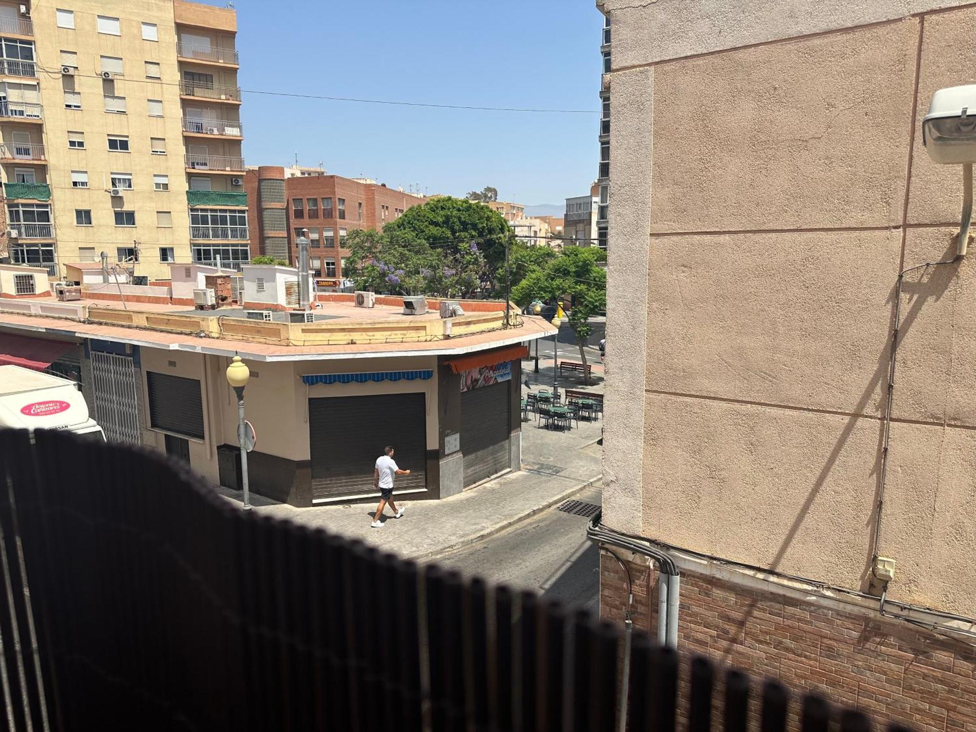 Almeria Centro Habitacion Privada En Apartamento Compartido Εξωτερικό φωτογραφία
