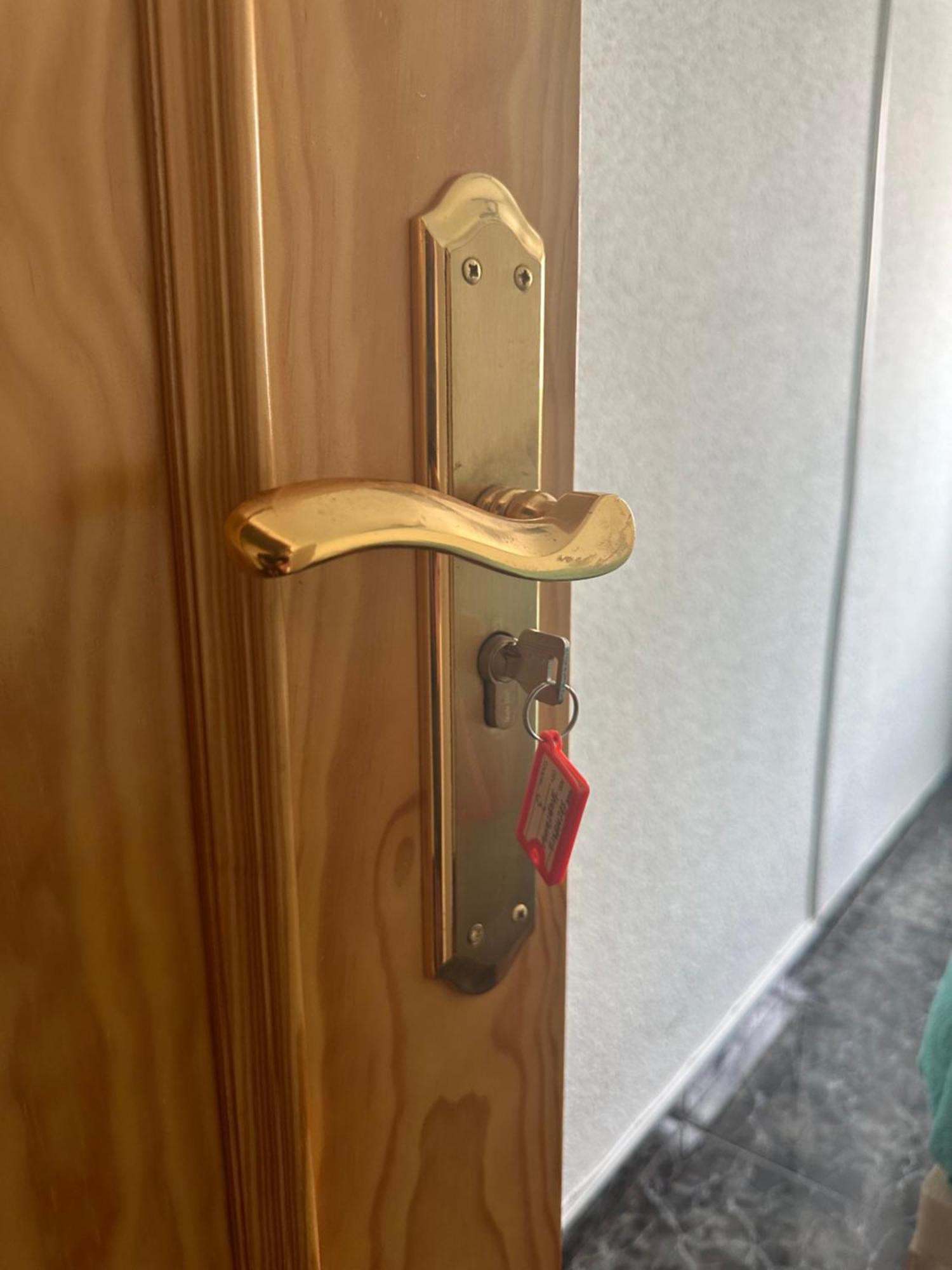 Almeria Centro Habitacion Privada En Apartamento Compartido Εξωτερικό φωτογραφία